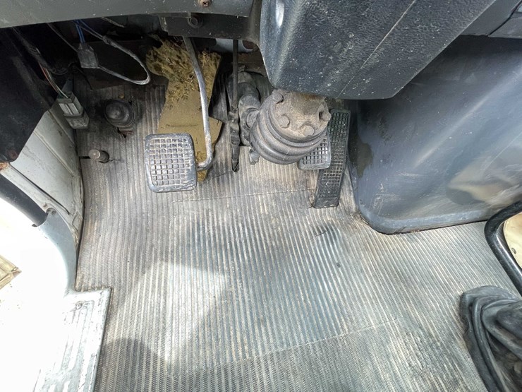 ford-l7000-image-113