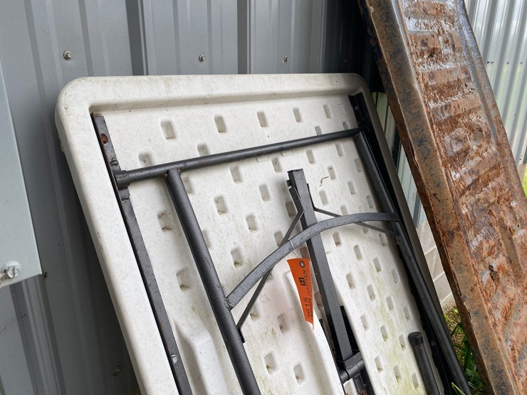 #3615-•-poly-folding-table,-ford-tailgate,-and-sheet-metal-image-4