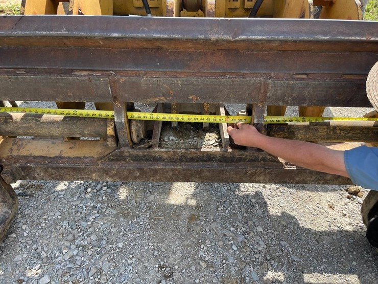 caterpillar-928gz-image-23