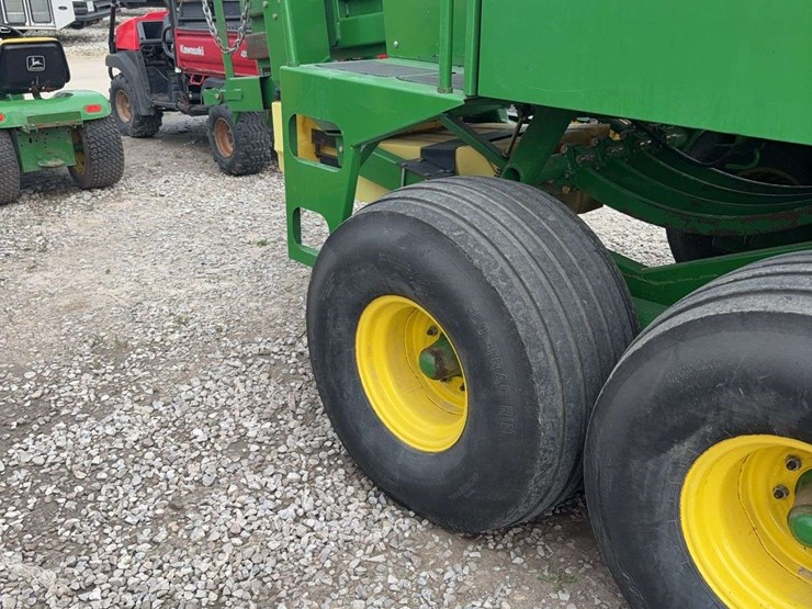 john-deere-100-image-5