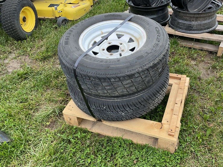 two-13"-5-bolt-trailer-tires-image-1