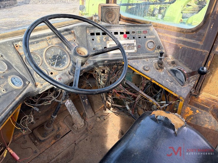 volvo-a25-image-4