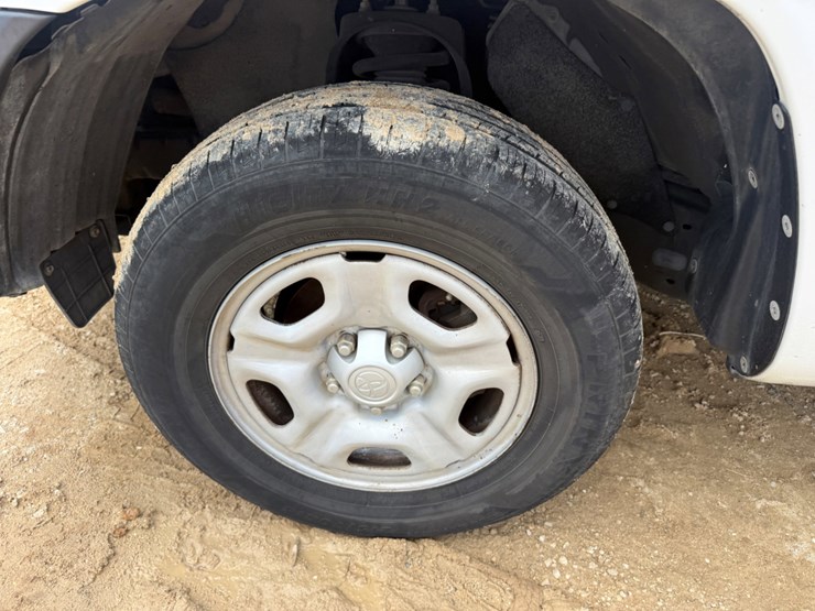 2014-toyota-tacoma-image-11