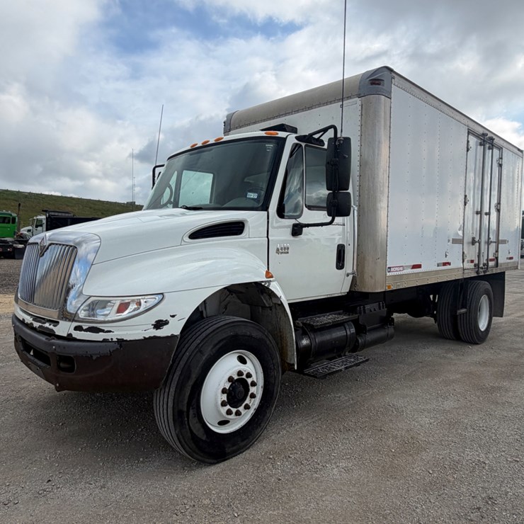2008 INTERNATIONAL DURASTAR 4400