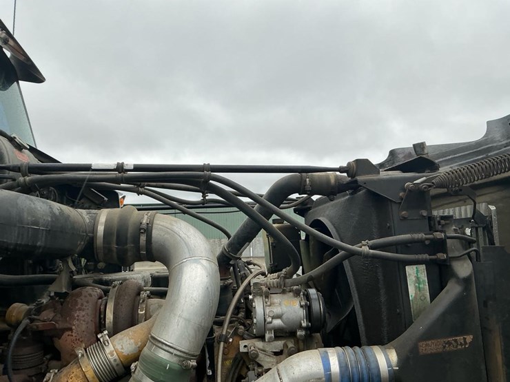 2007-caterpillar-c15-image-12