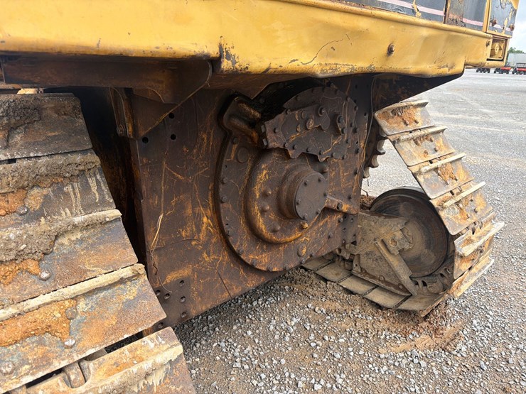 caterpillar-d4h-xl-image-7