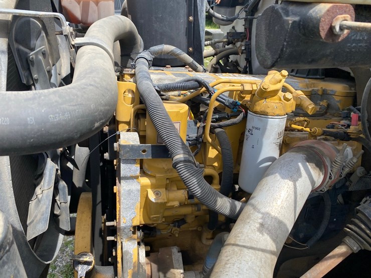 2002-gmc-6500-dump-truck-image-41