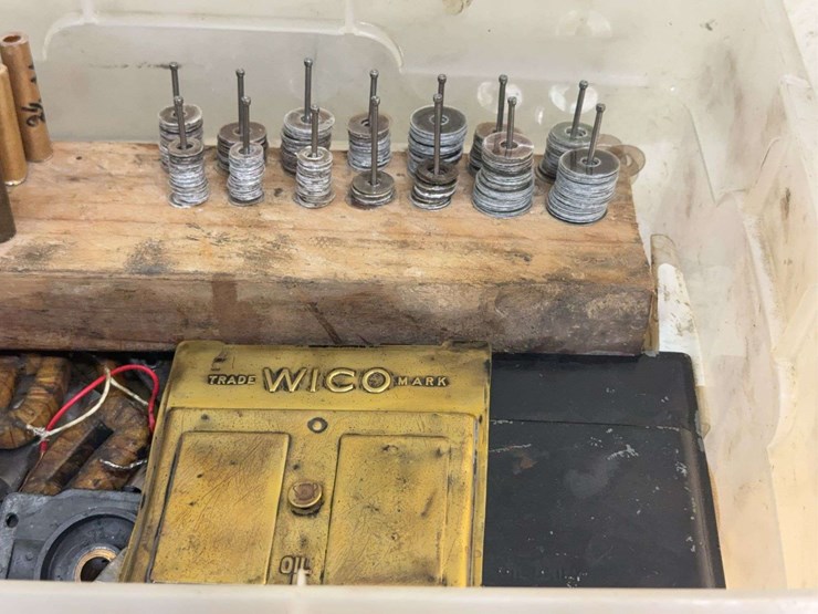 fairbanks-morse-type-rv11-magneto-and-related-parts-image-10