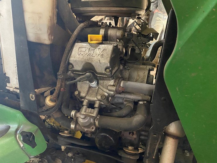 john-deere-x475-image-18