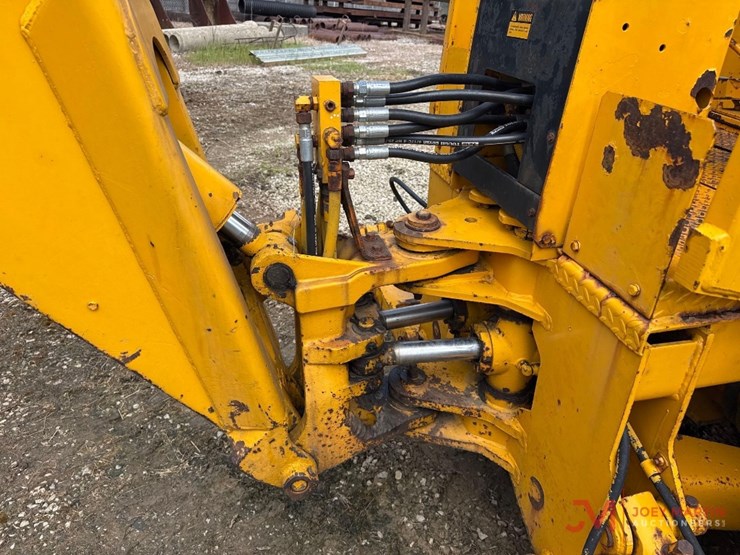 deere-310b-image-22