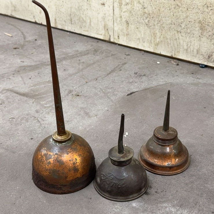 Assorted Oil Cans, Including Ford-Marked Can