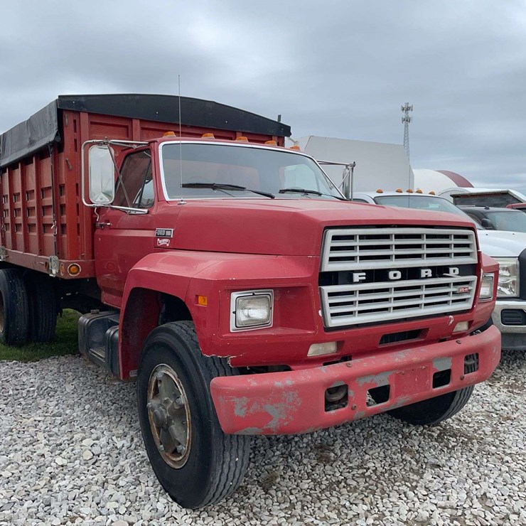 1982 FORD F700