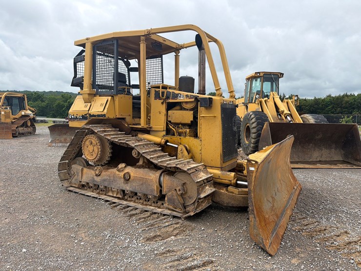 caterpillar-d4h-xl-image-3