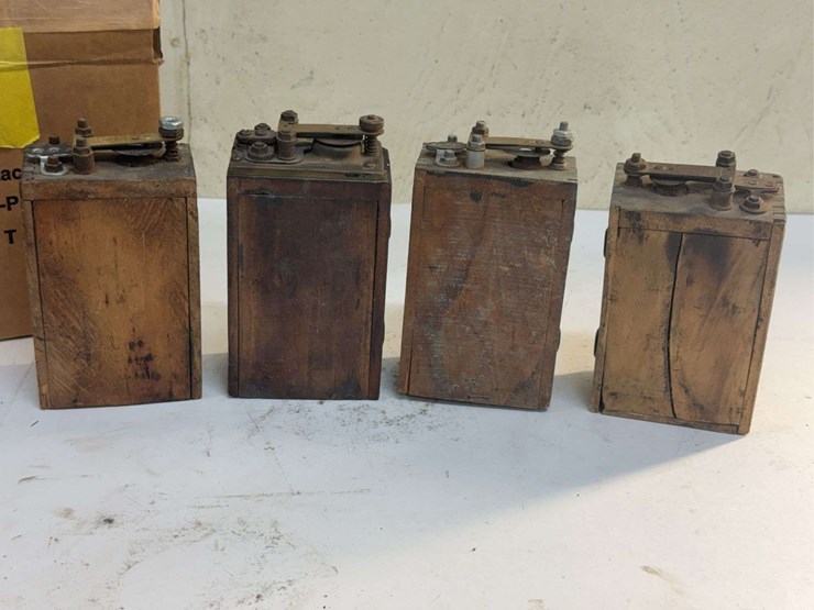 collection-of-four-early-wooden-box-buzz-coils-image-5