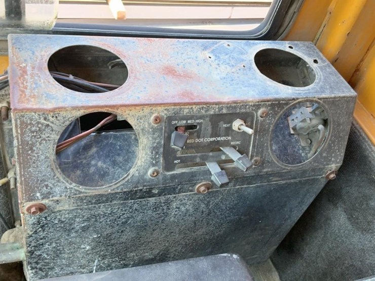 #131-•-bell-off-road-dump-truck-image-21