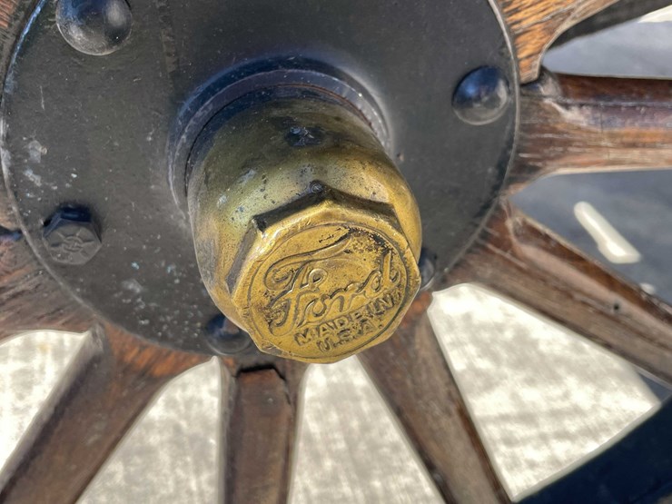 ford-model-t-image-16