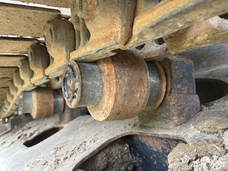 2012-hitachi-zx160-image-27
