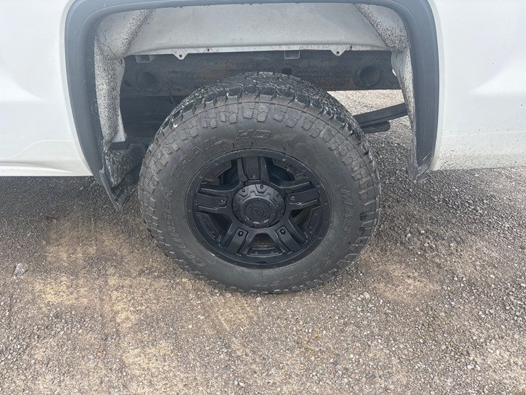 2017-gmc-sierra-1500-image-8