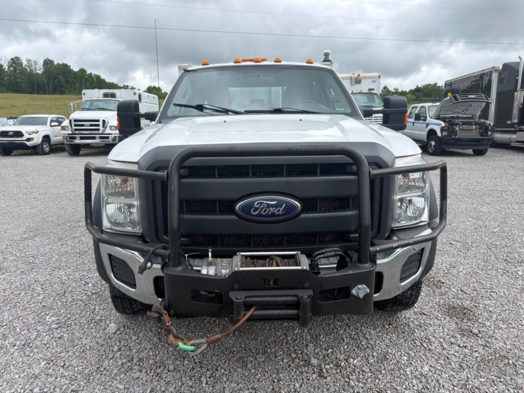 ford-f550-image-2
