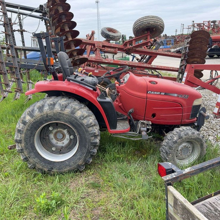 CASE IH DX33