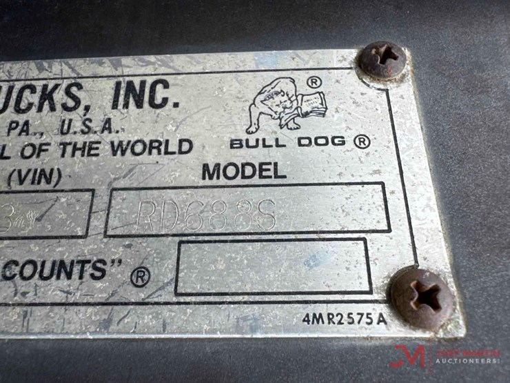 1988-mack-rd688s-image-43