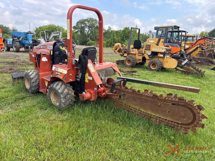 2019-ditch-witch-rt45-image-4