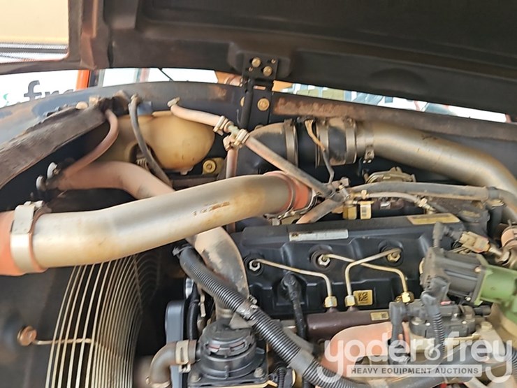 2016-jlg-642-image-22
