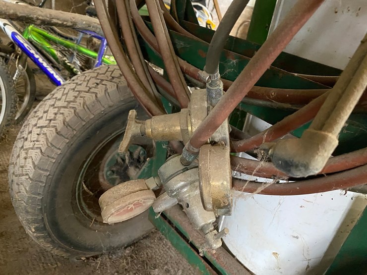 #3557-•-torch-cart-with-tanks-and-hoses-image-6