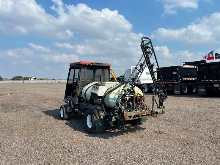 toro-5700d-multi-pro-sprayer-image-7