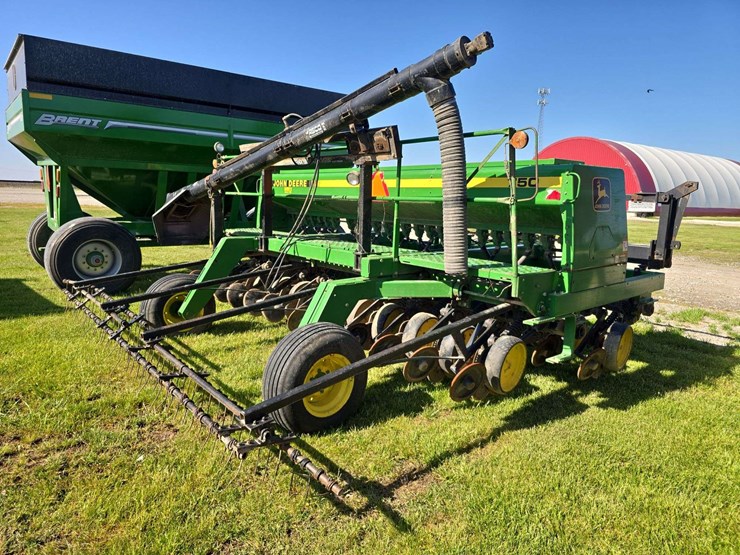 john-deere-750-image-4