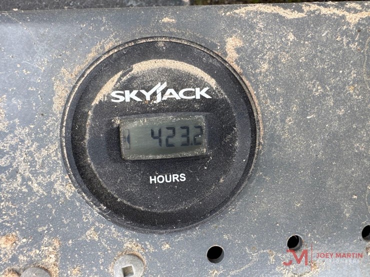 2016-skyjack-sjiii3220-image-12