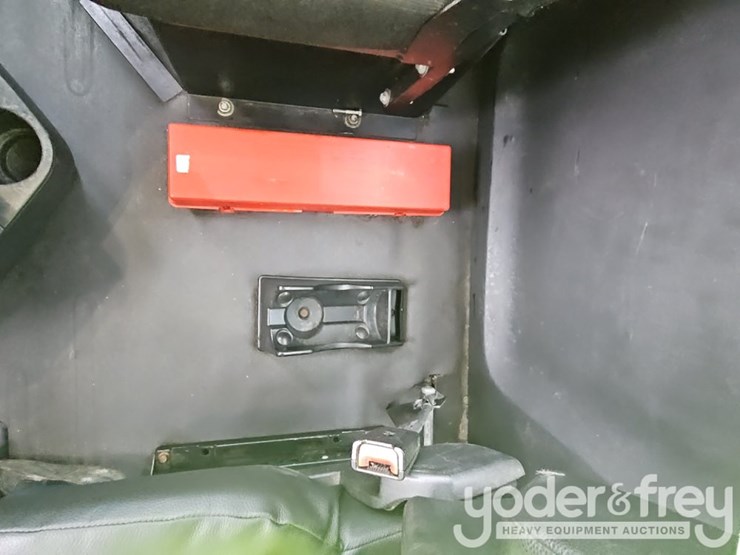 2019-freightliner-cascadia-116-image-33