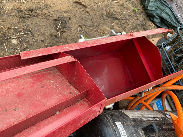 #3516-•-pallet-of-misc-image-12
