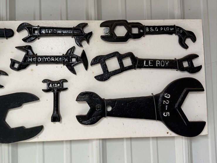 cast-iron-wrench-collection-image-5