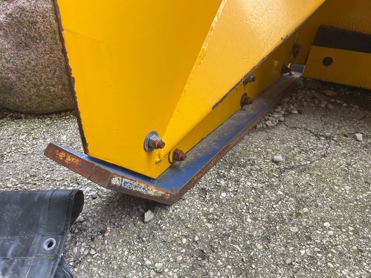 #6001-•-loader-snow-pusher-image-4