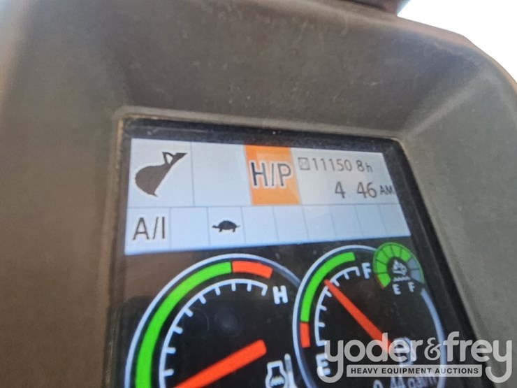 2018-hitachi-zx350-image-45