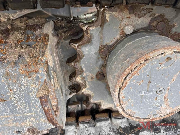 2019-takeuchi-tb235-2-image-24