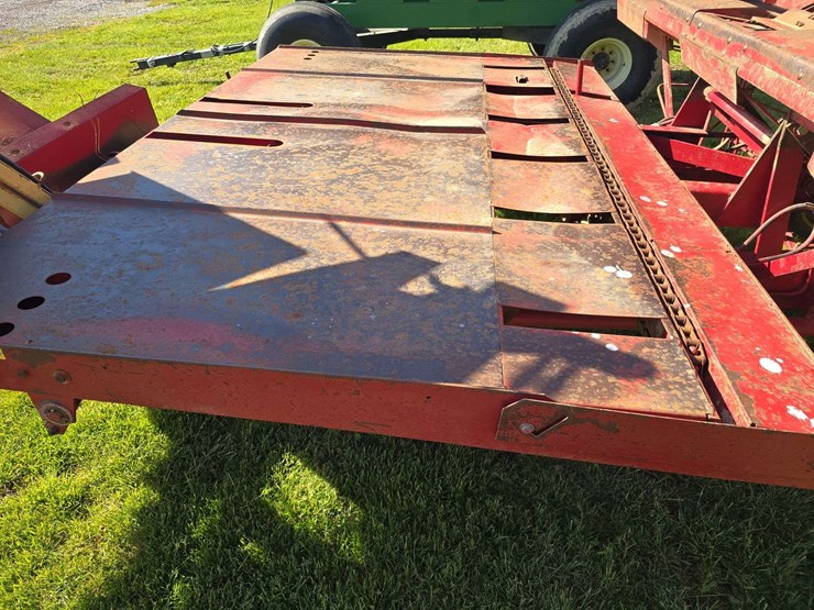 new-holland-stackliner-1034-image-9