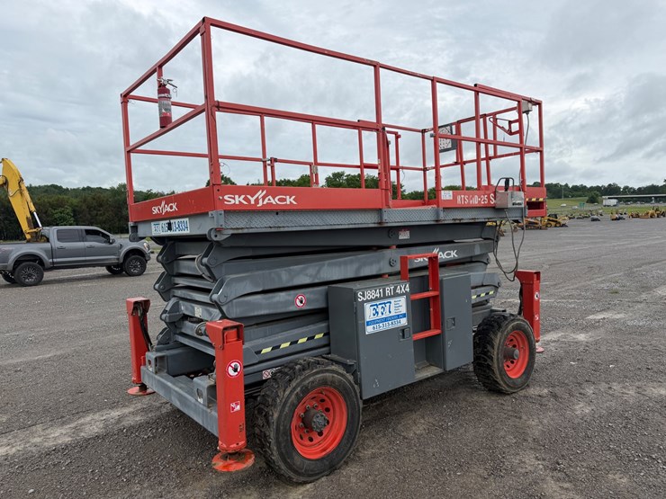 skyjack-sj8841rt-image-2