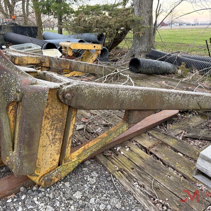 CATERPILLAR D6C