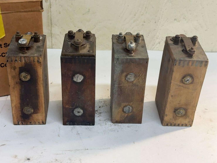 collection-of-four-early-wooden-box-buzz-coils-image-4