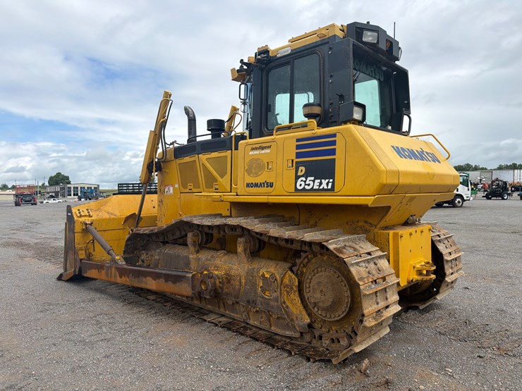 komatsu-d65exi-18-image-6
