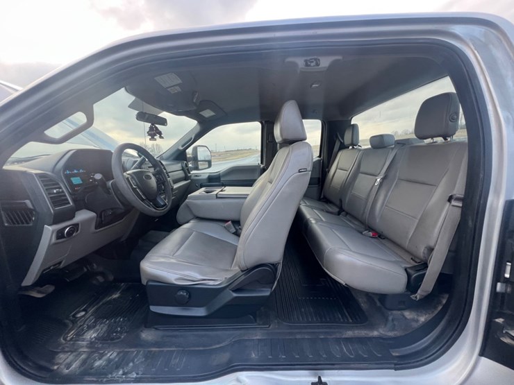 2017-ford-f250-xl-image-17