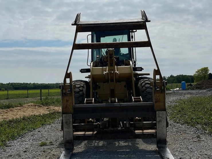 caterpillar-928gz-image-9