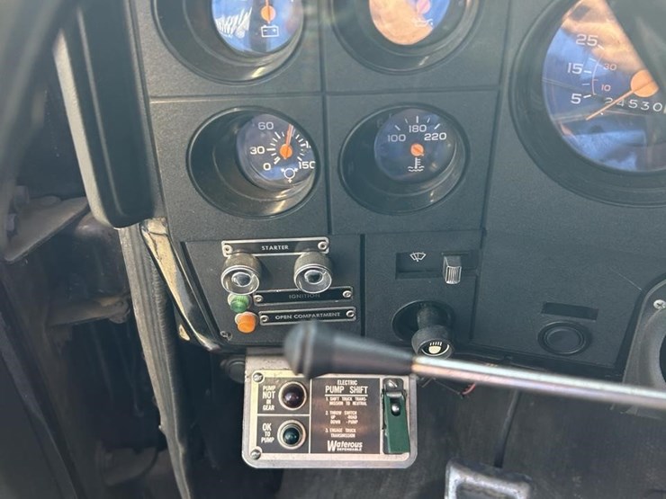 1983-chevrolet-70-image-21
