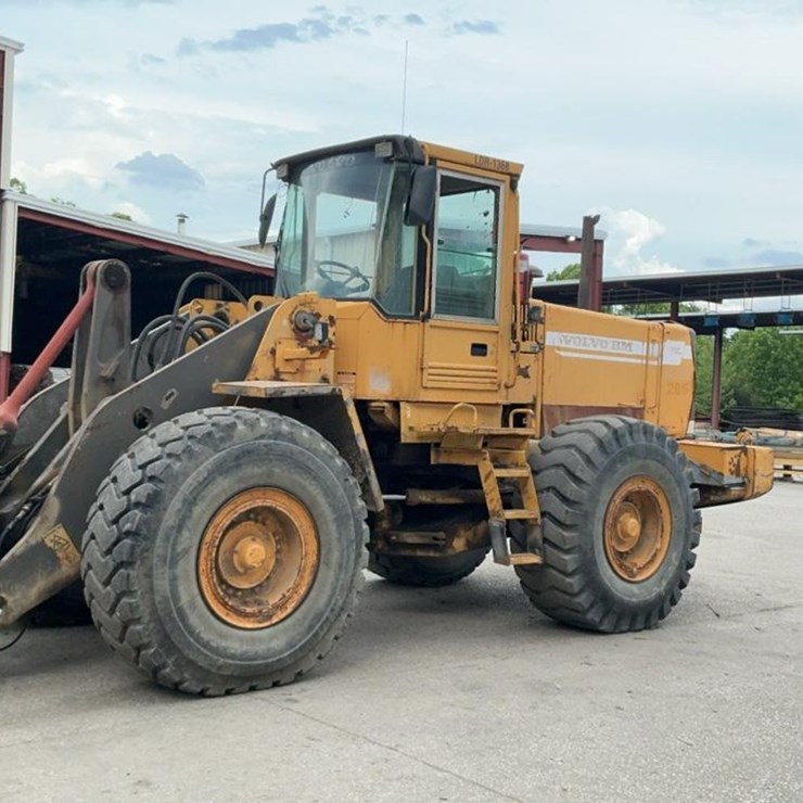 1995 VOLVO L120