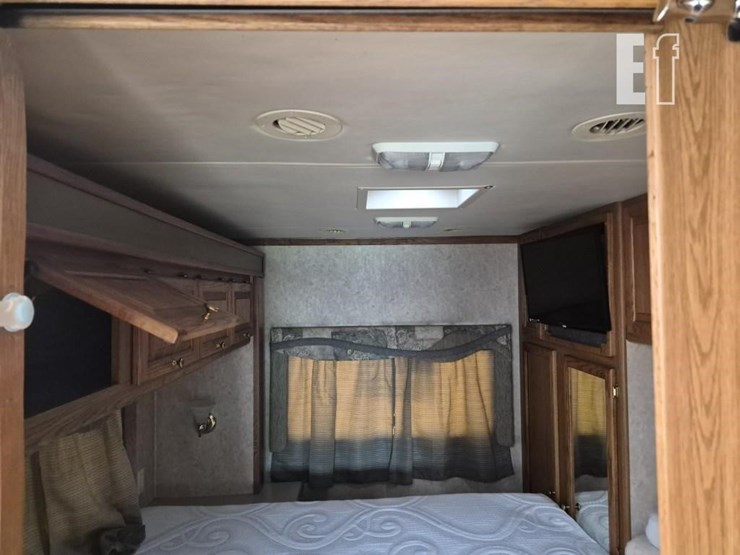 2004-lamar-motor-home-10242-image-20