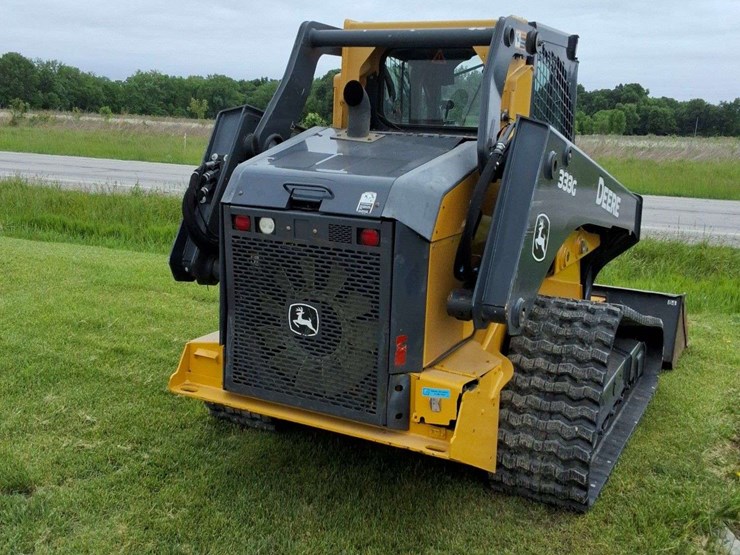 2017-deere-333g-image-6