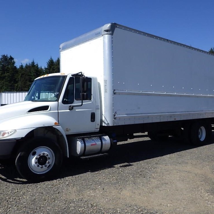2017 INTERNATIONAL 4300 SBA