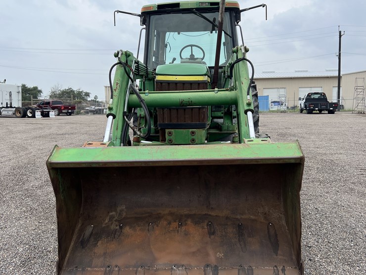 2001-john-deere-6310-image-7